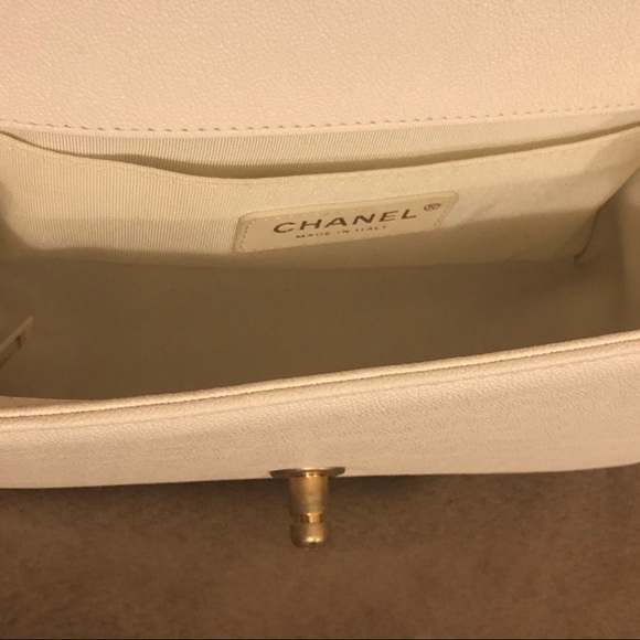 Chanel Small Le Boy White Gold Caviar Bag - Picture 5 of 8